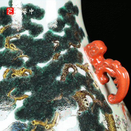 粉彩百鹿尊 | 王辉再造宫廷经典陈设重器 | 百鹿齐聚，福禄绵长，器宇恢弘