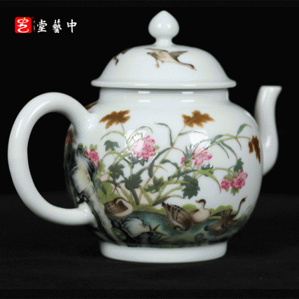 复刻大英博物馆藏珍·珐琅彩瓷芦雁壶 | 王辉再现乾隆文人瓷绝品 | 诗书画印，秋景逸趣，掌中珍玩