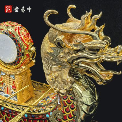 故宫百年首款宫标景泰蓝《龙腾四海》（白玉款）荣耀登场！四大非遗泰斗联袂，与国宝同展，限量首发