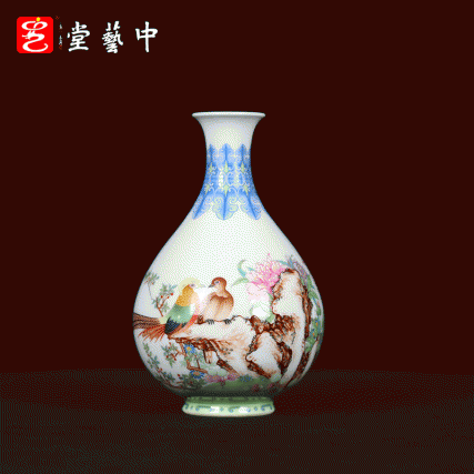 珐琅彩芍药雏鸡图玉壶春瓶